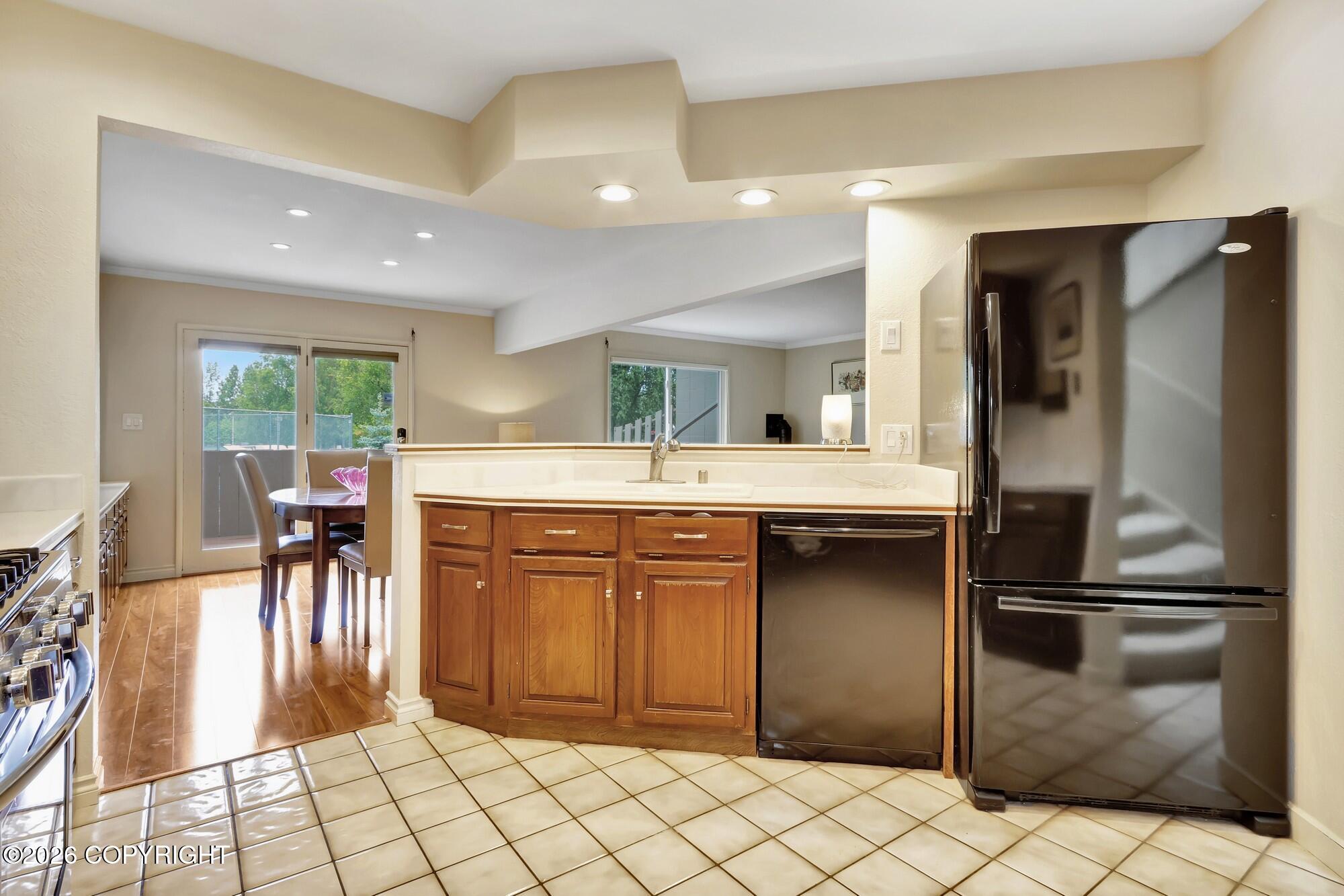 2031 Shepherdia Drive Property Photo 12