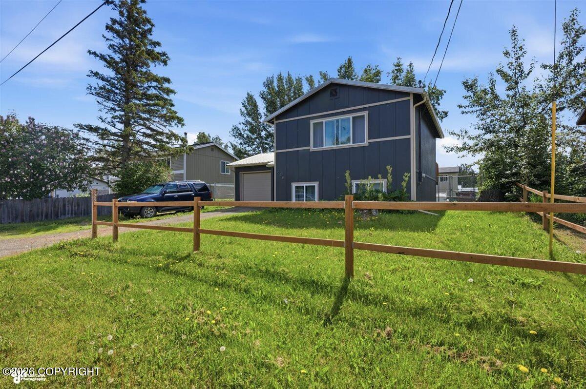 628 E Eklutna Avenue Property Photo 2