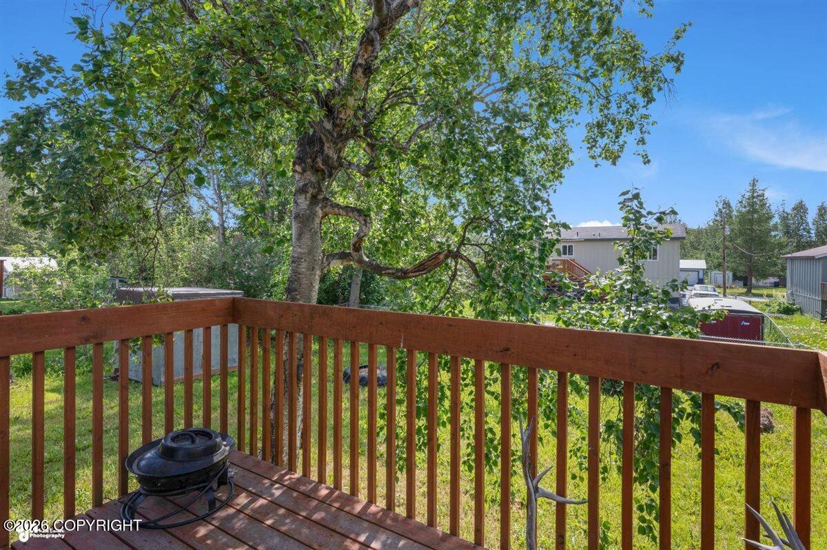 628 E Eklutna Avenue Property Photo 20