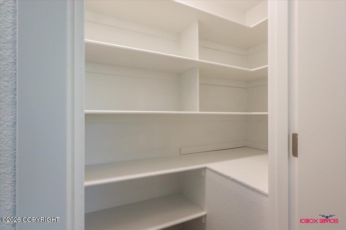 628 E Eklutna Avenue Property Photo 31