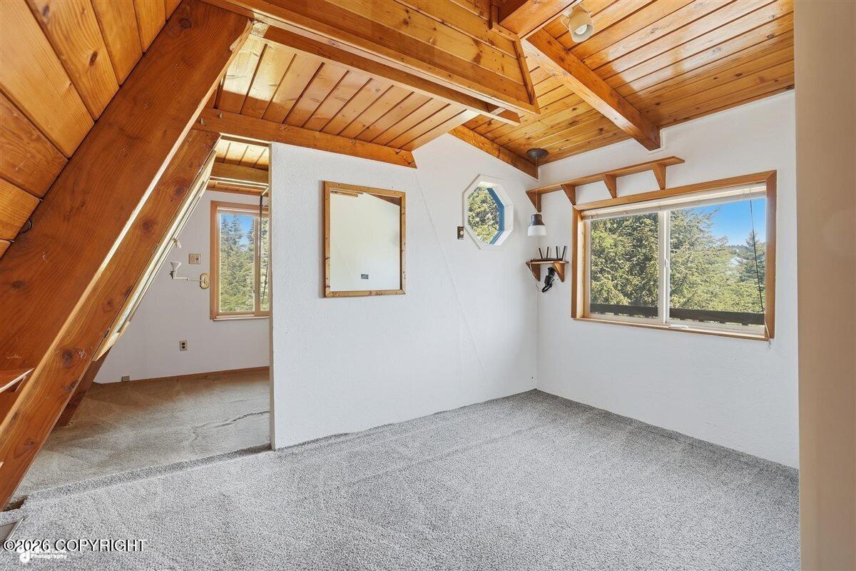 1060 Jeffery Avenue Property Photo 23