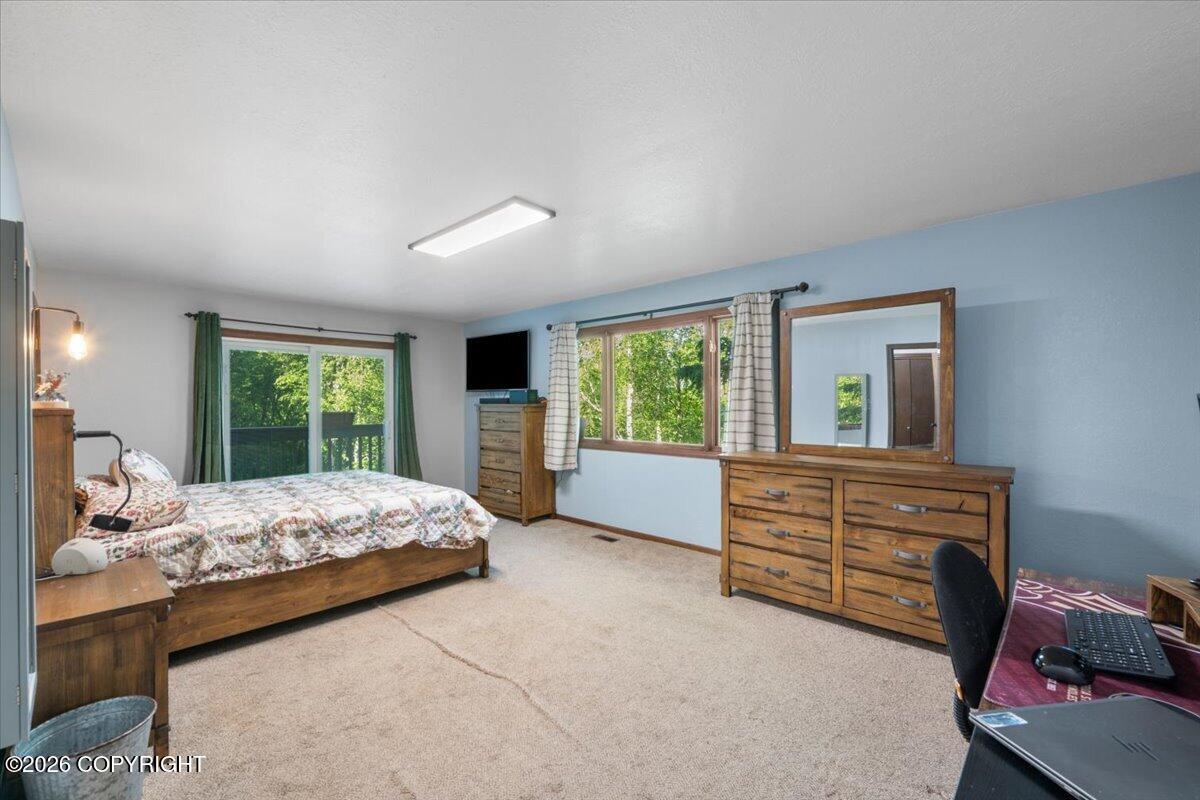 19246 Sullins Drive Property Photo 32