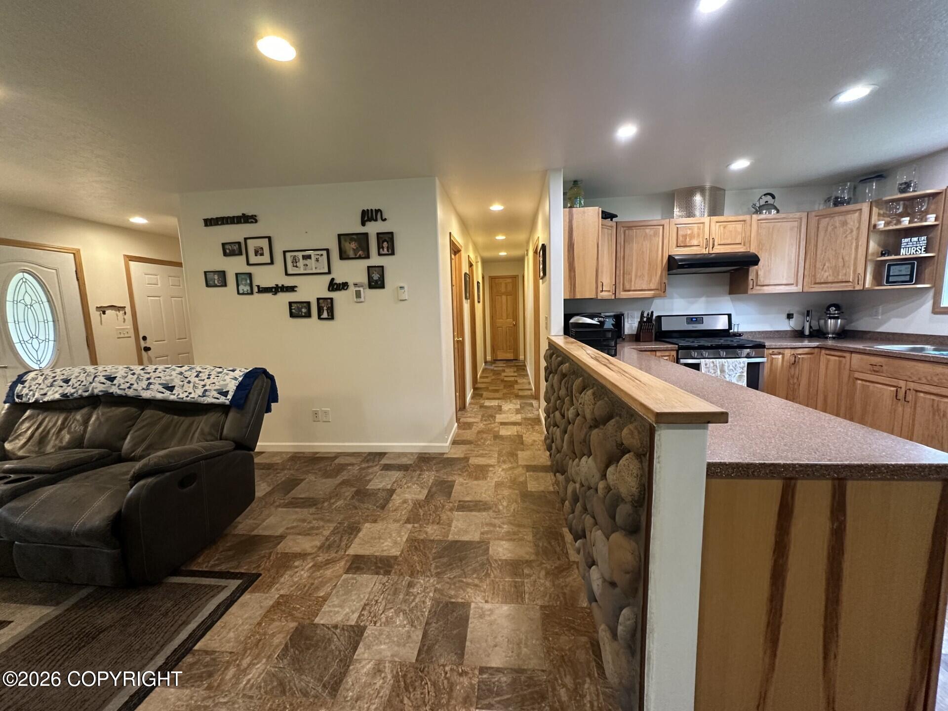 413 Evergreen Street Property Photo 5