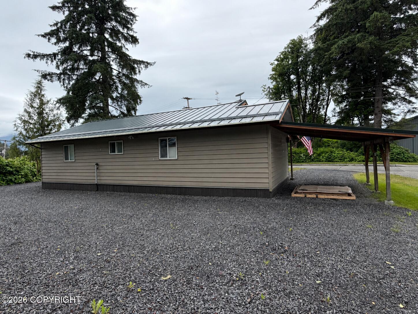 834 Case Avenue Property Photo 4