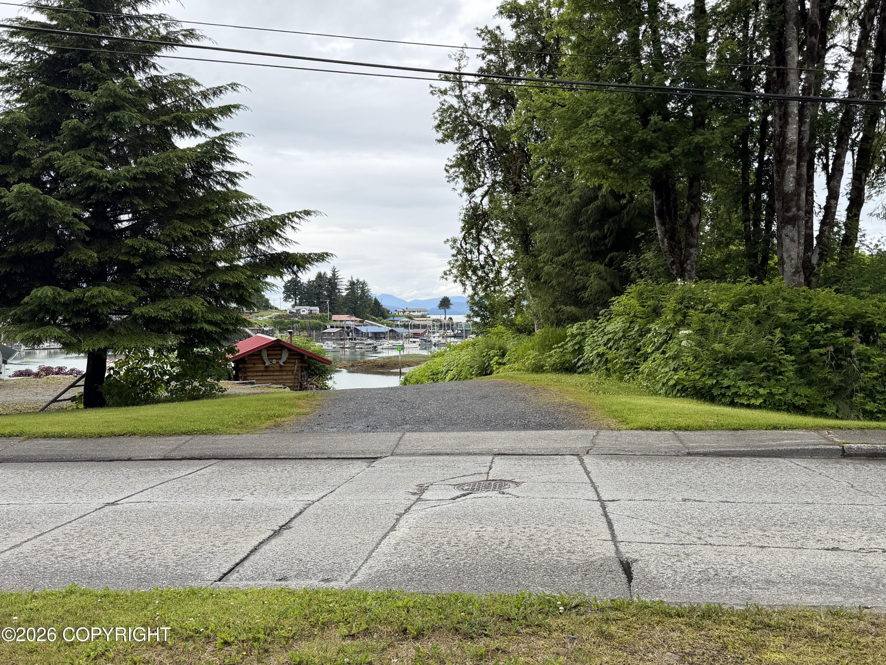 834 Case Avenue Property Photo 8