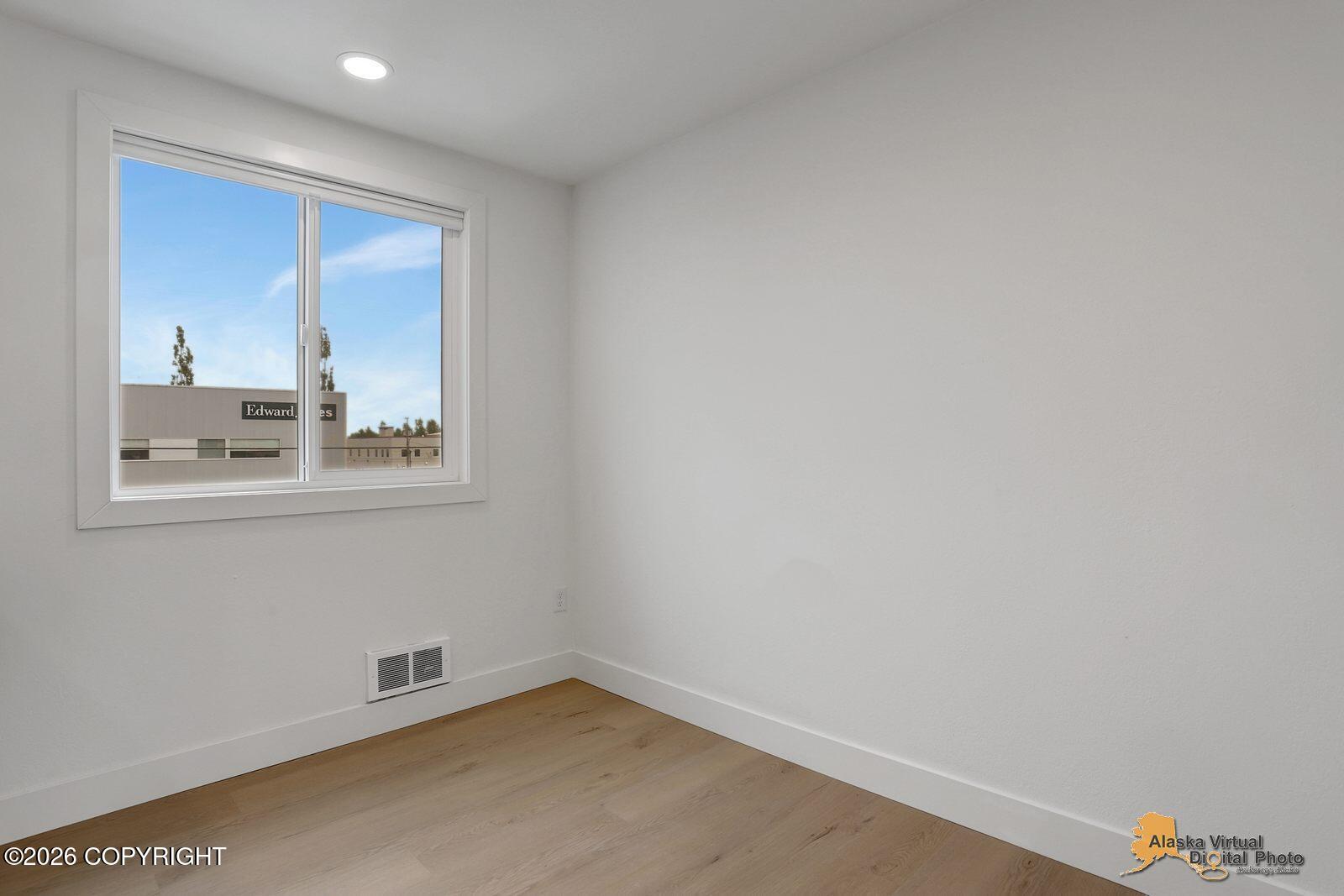 609 S Cobb Street Property Photo 11