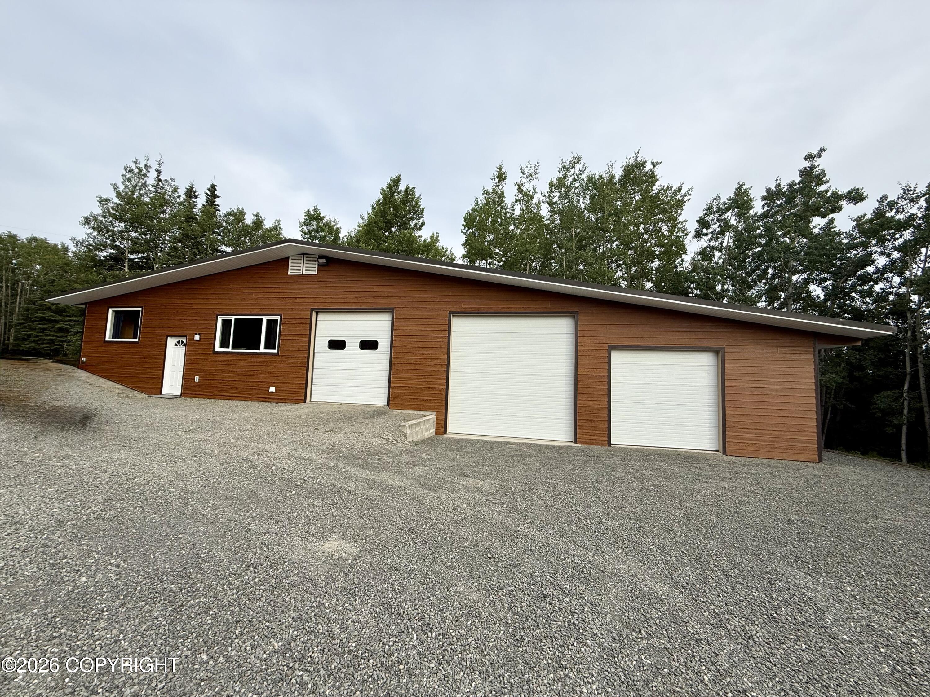 38530 Southwind Circle Property Photo 1