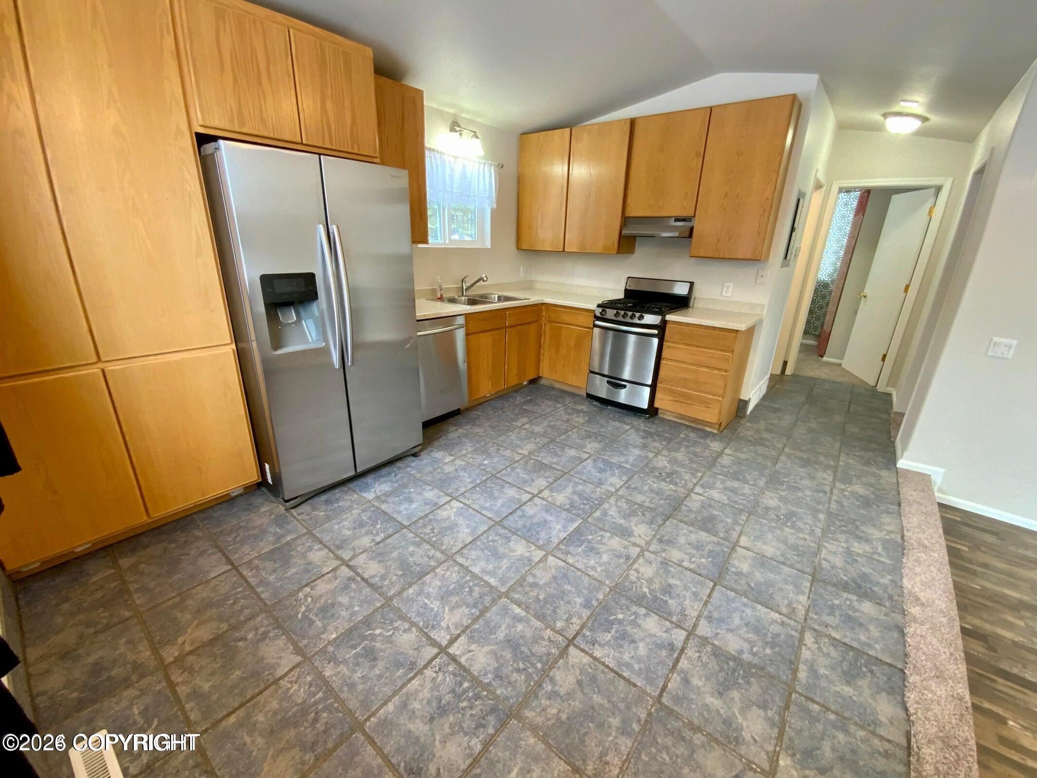 38530 Southwind Circle Property Photo 12