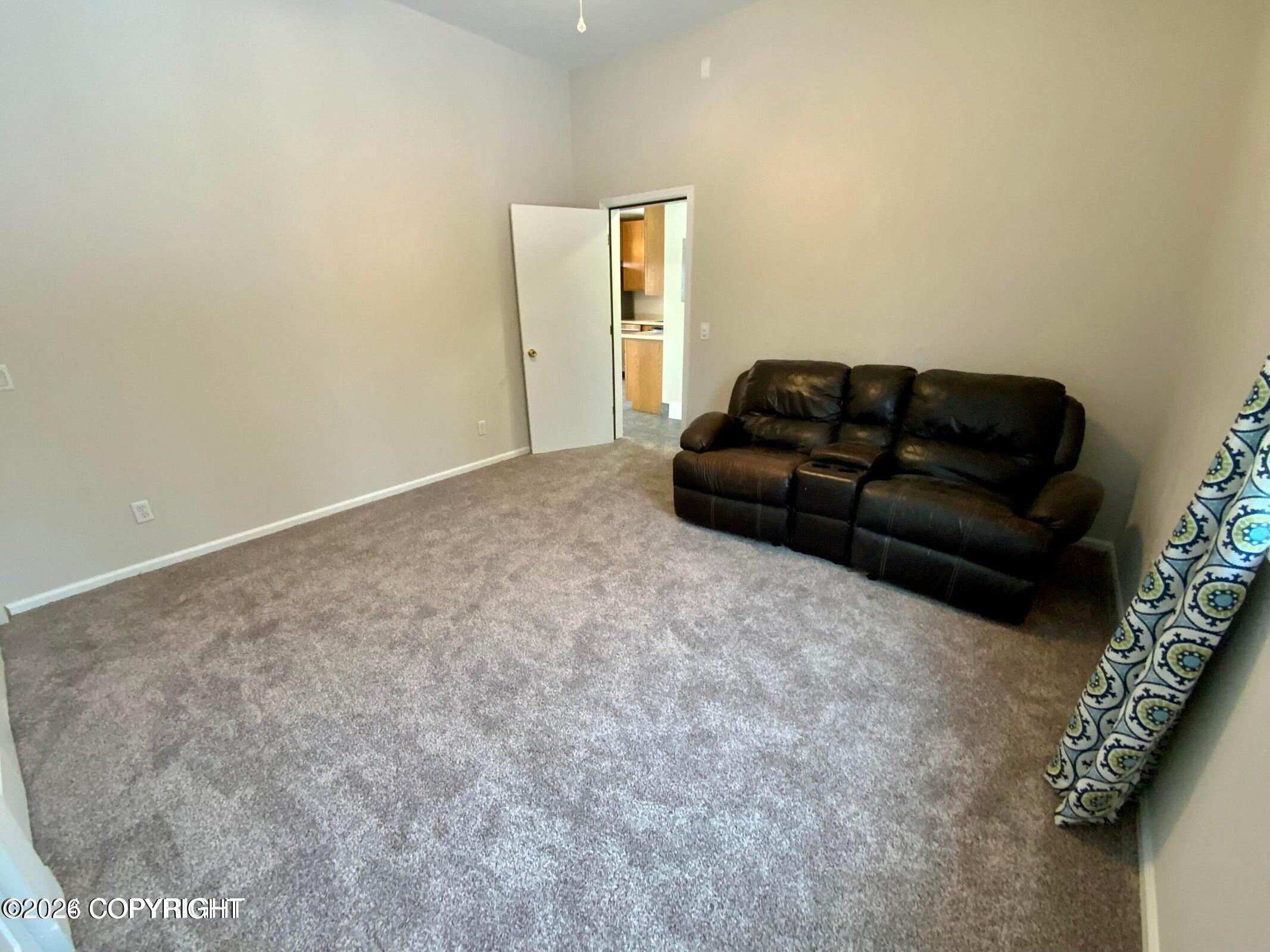 38530 Southwind Circle Property Photo 14