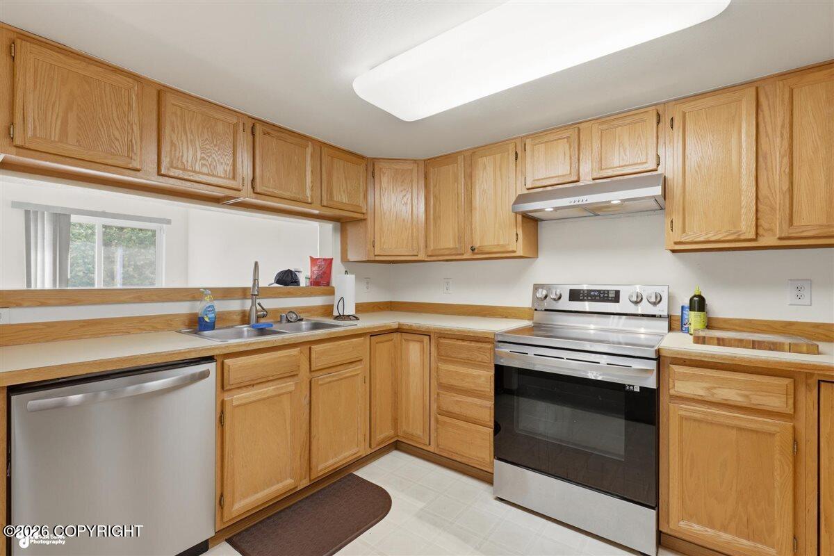 2613 Easthaven Circle #11b Property Photo 11