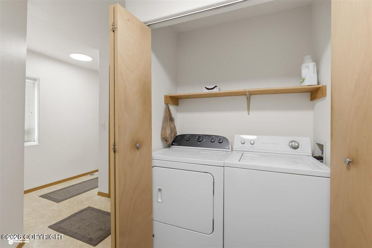 2613 Easthaven Circle #11b Property Photo 24