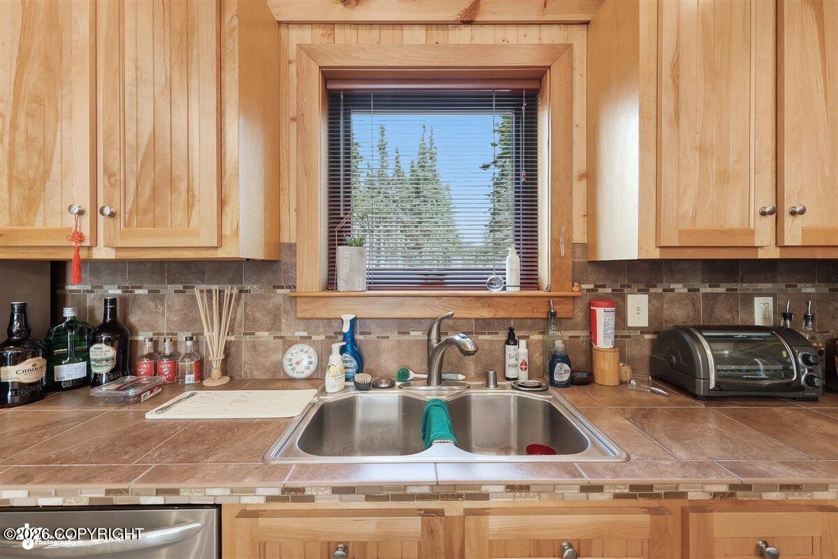16389 Easy Street Property Photo 25