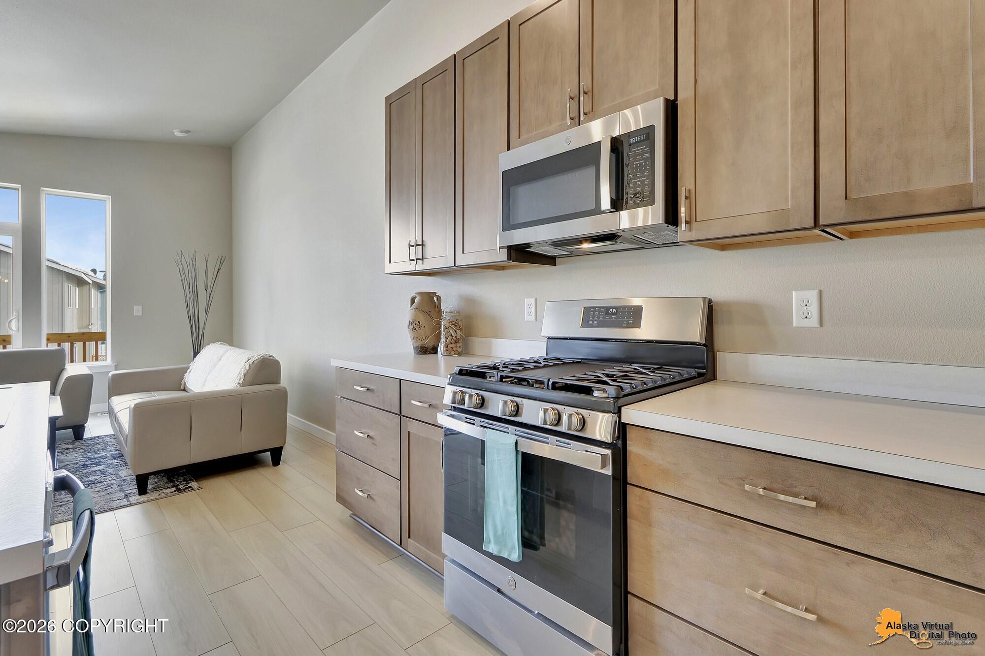 252 Shageluk Street Property Photo 11