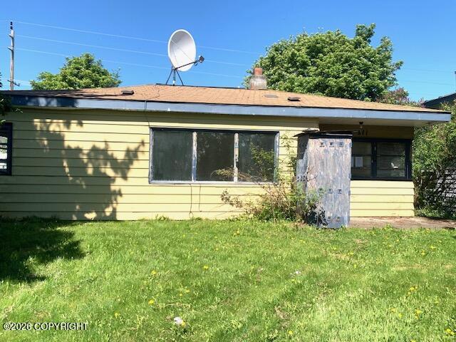 211 W 11th Avenue Property Photo 1