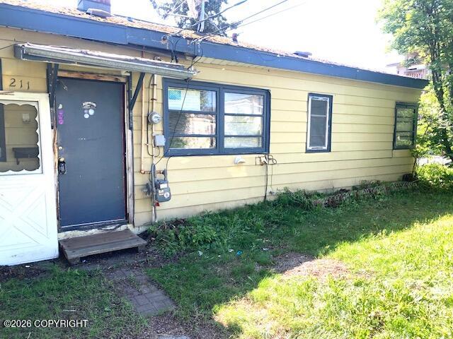 211 W 11th Avenue Property Photo 3