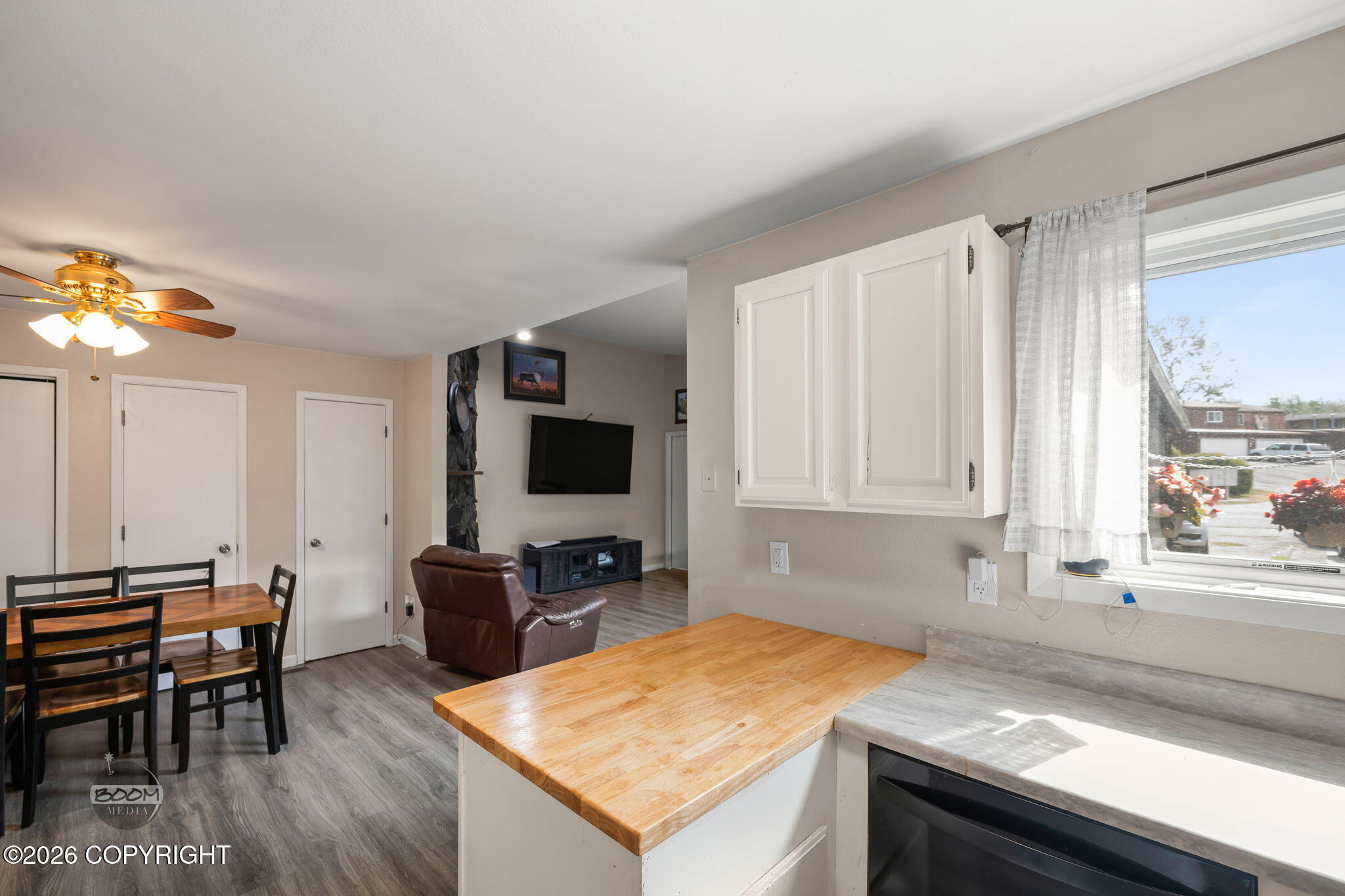 326 Krane Drive Property Photo 14