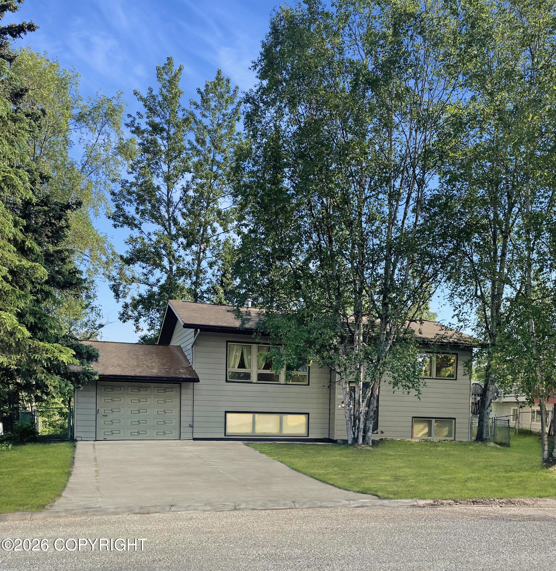7944 Parkway Drive Property Photo 1