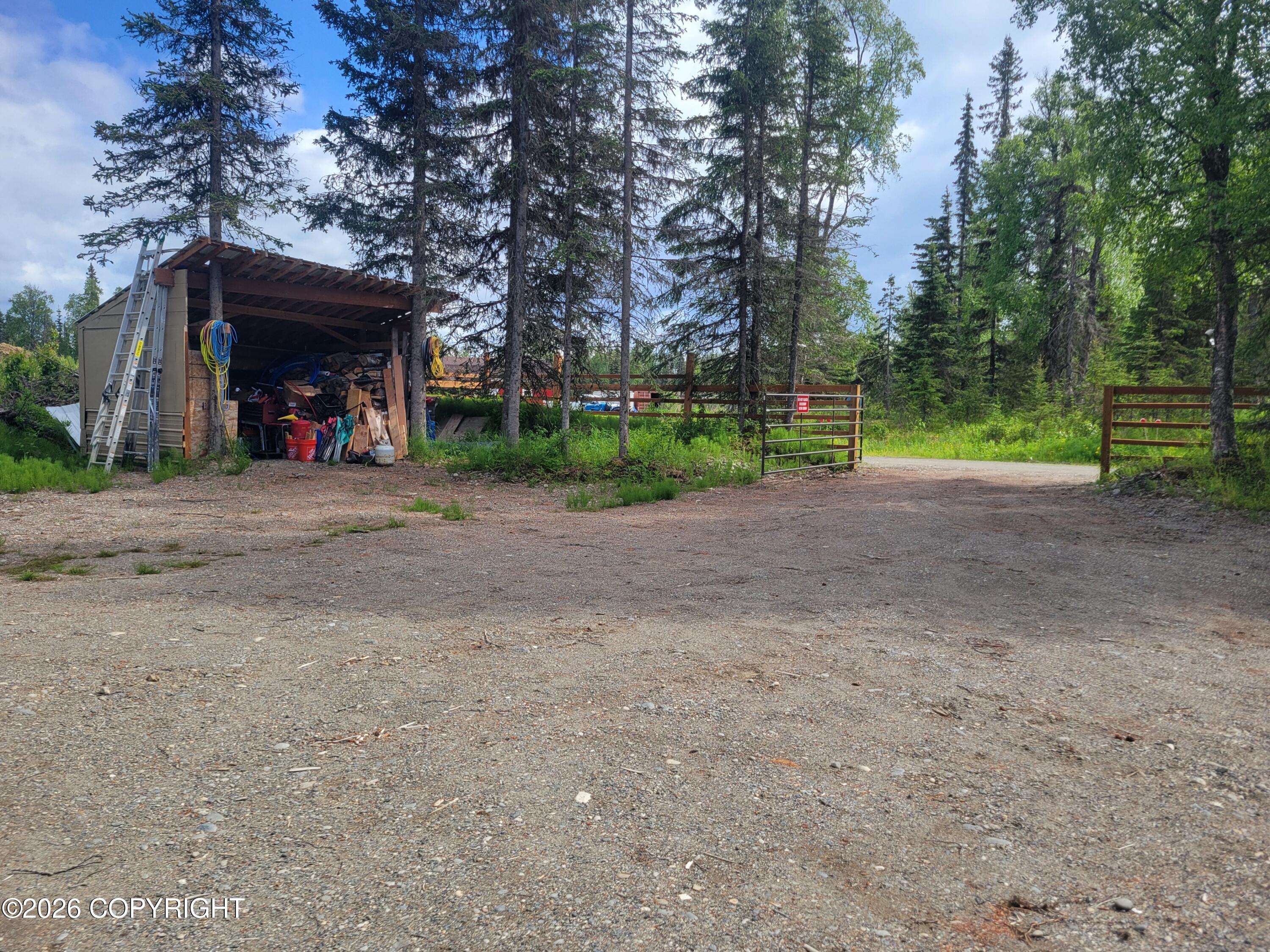 52492 Blueberry Avenue Property Photo 14