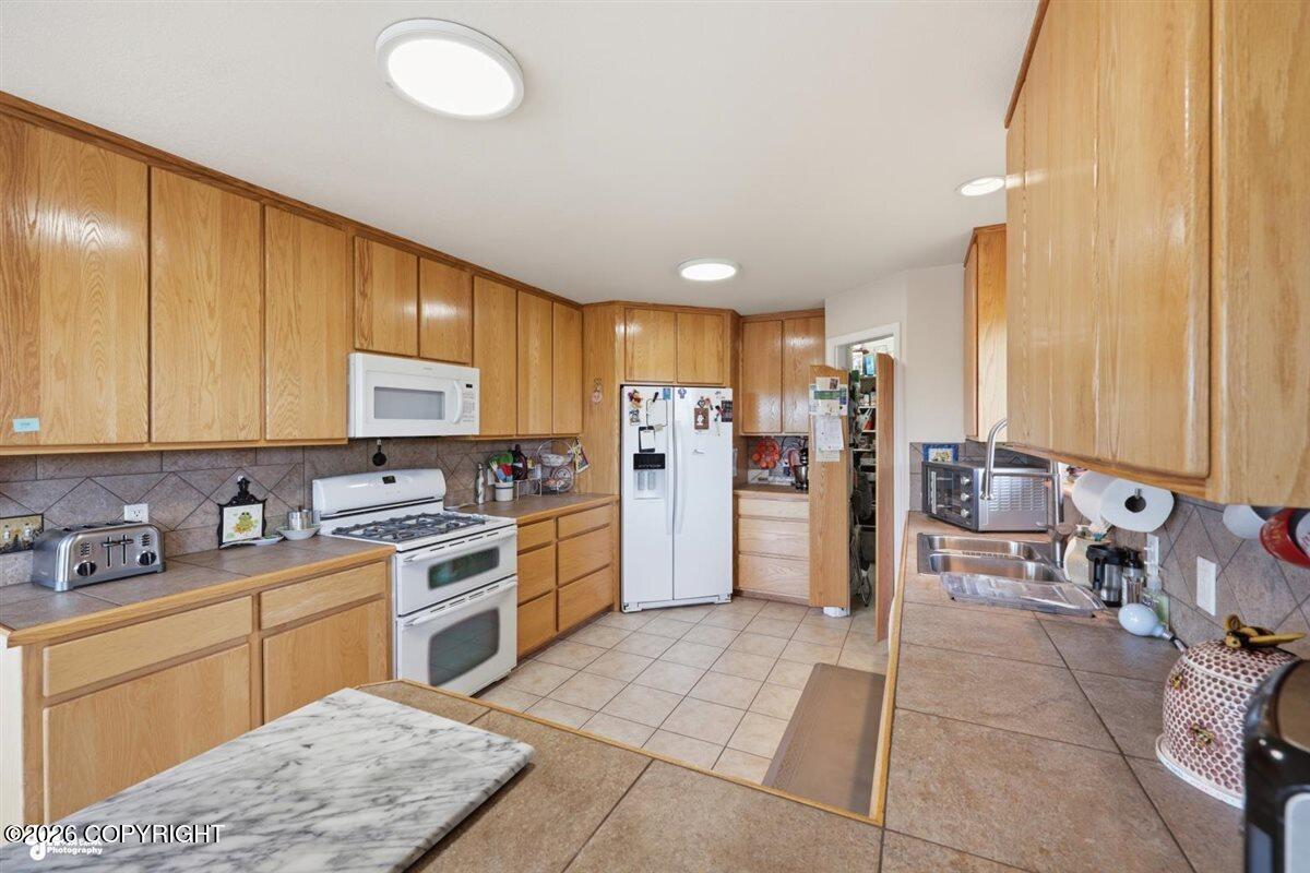 39199 Higher Ground Street Property Photo 12