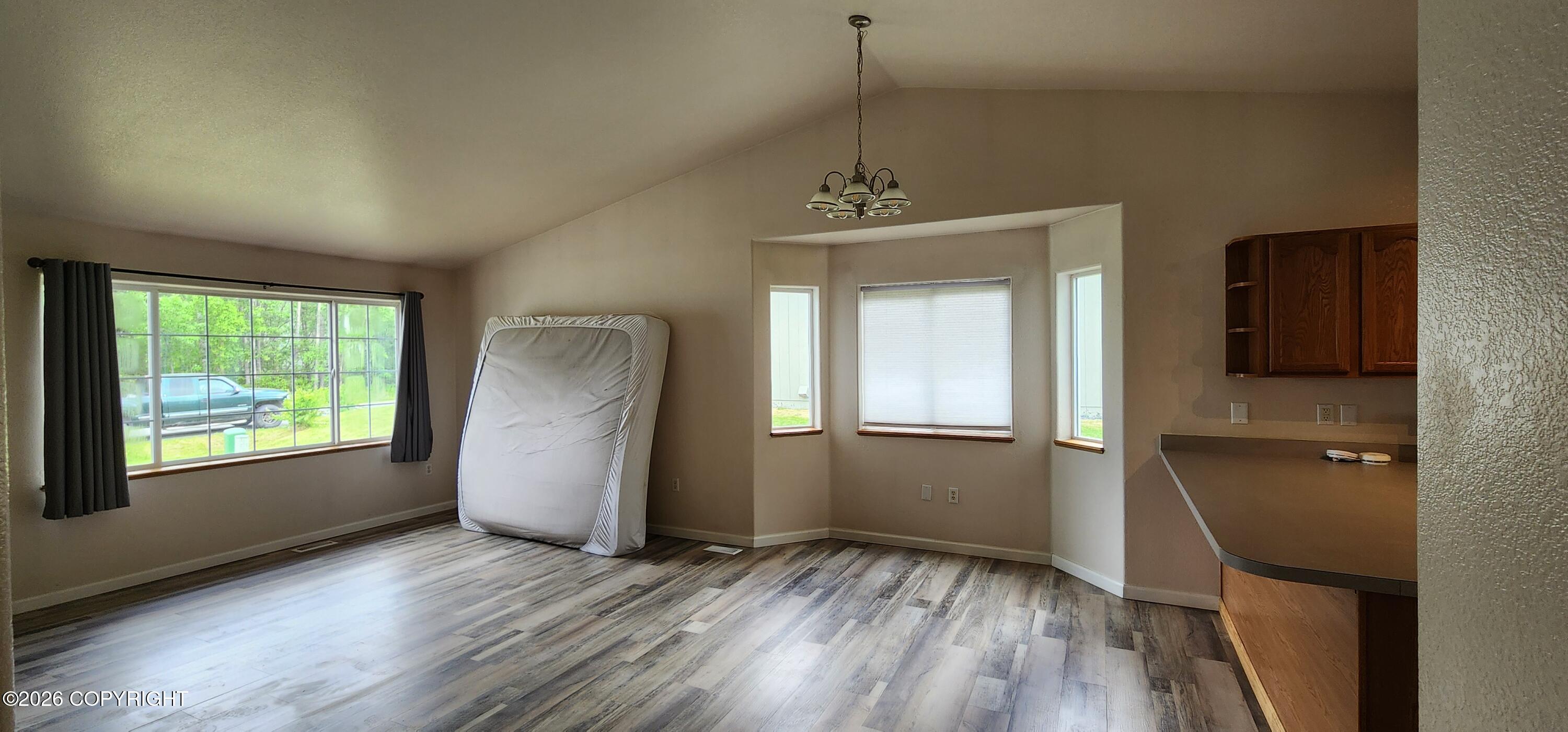 1551 N Lacy Loop Property Photo 6