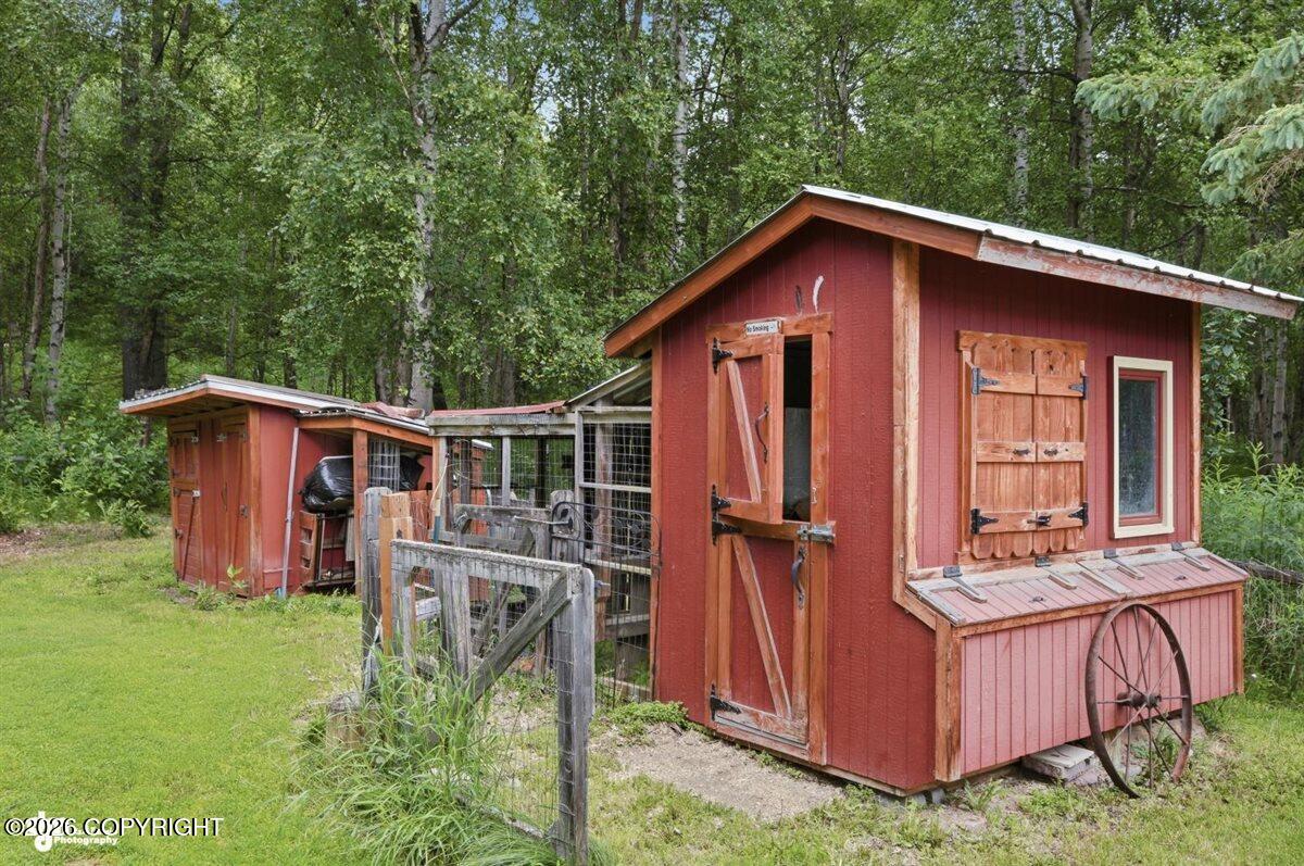 911 E Fairview Loop Property Photo 59