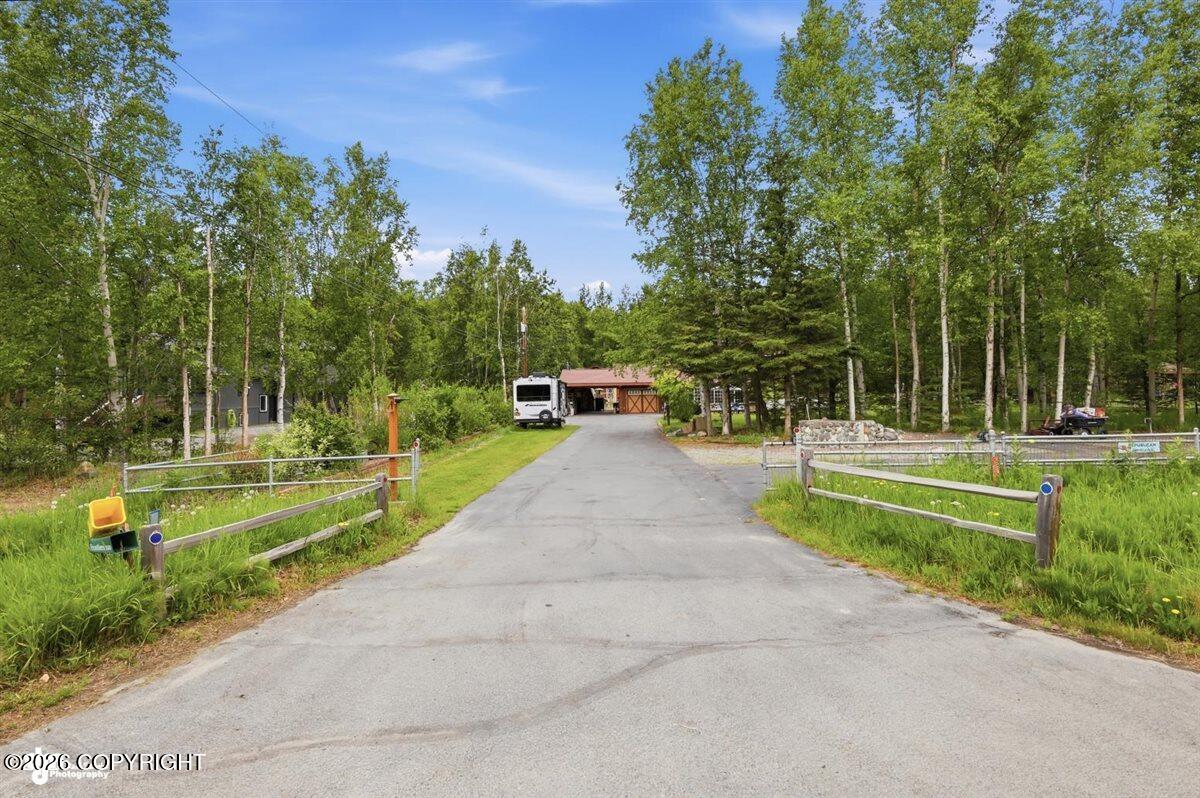 911 E Fairview Loop Property Photo 69