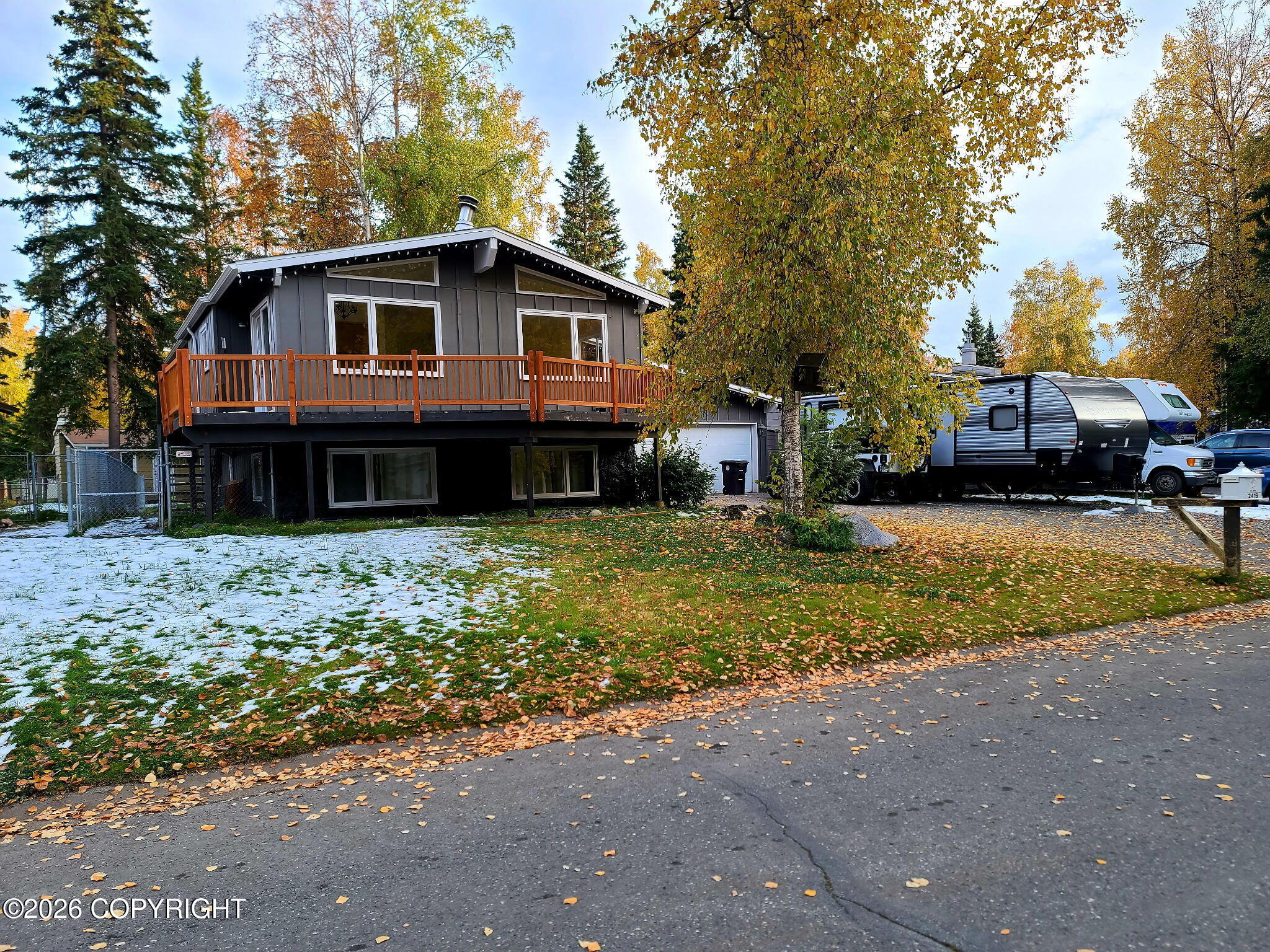 2419 Glenkerry Drive Property Photo 3