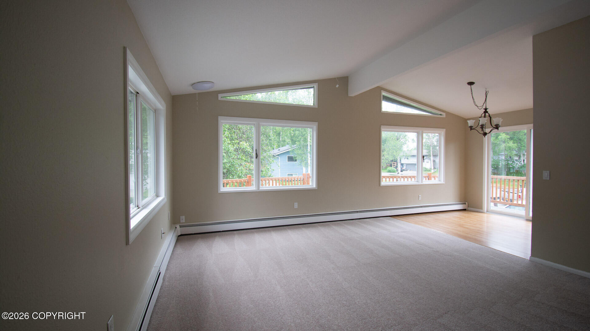 2419 Glenkerry Drive Property Photo 6