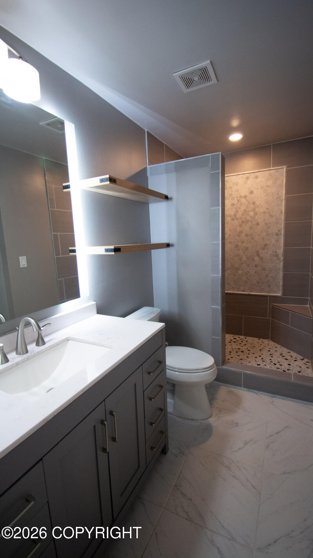2419 Glenkerry Drive Property Photo 26