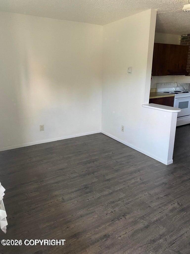 1425 W 40th Avenue #5 Property Photo 2