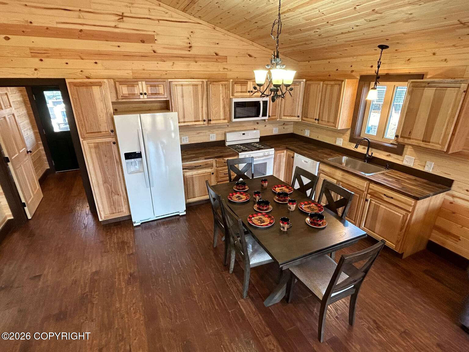 B2l13 Keyes Point Property Photo 9
