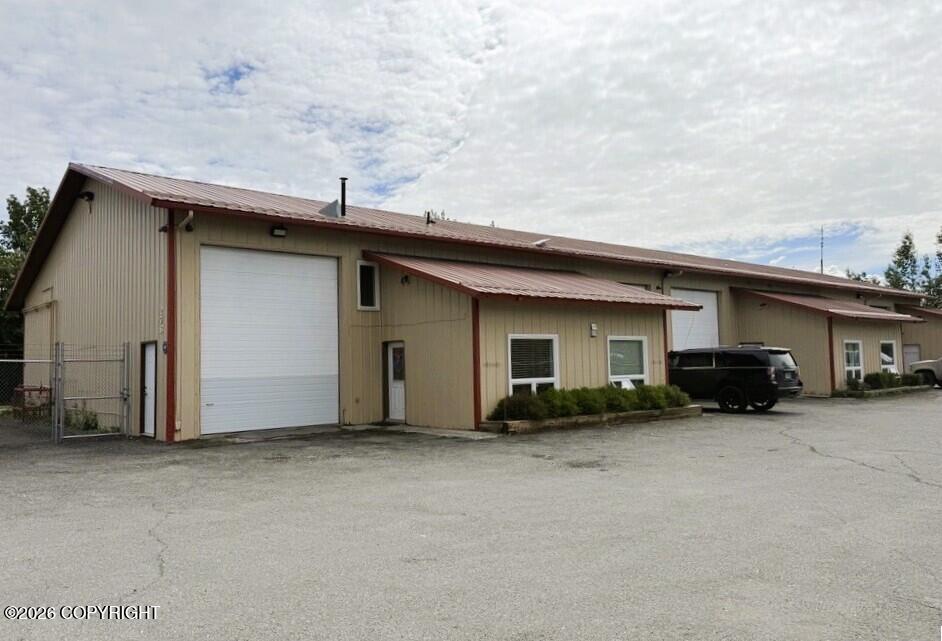 276 E Danna Avenue Property Photo 1
