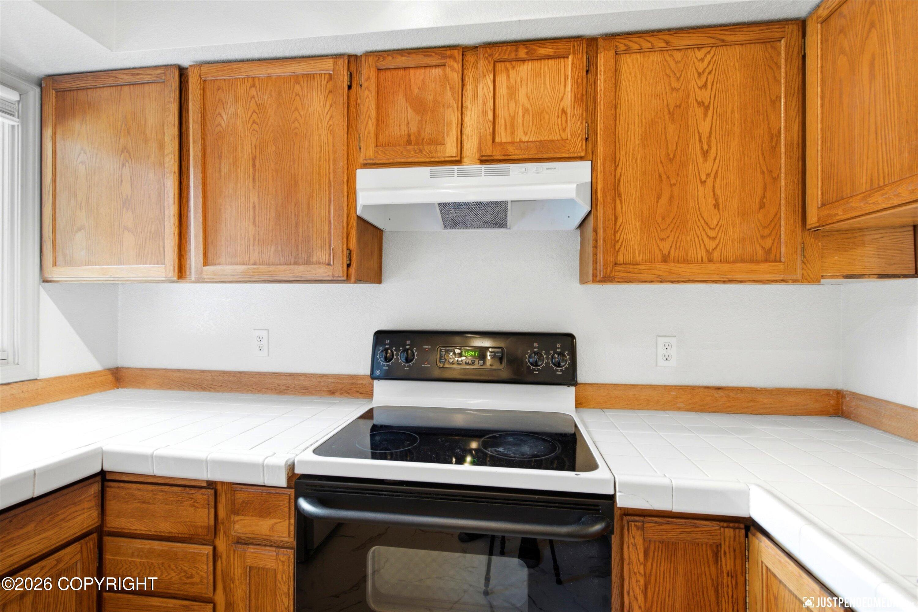 489 Dailey Avenue #a-04 Property Photo 8