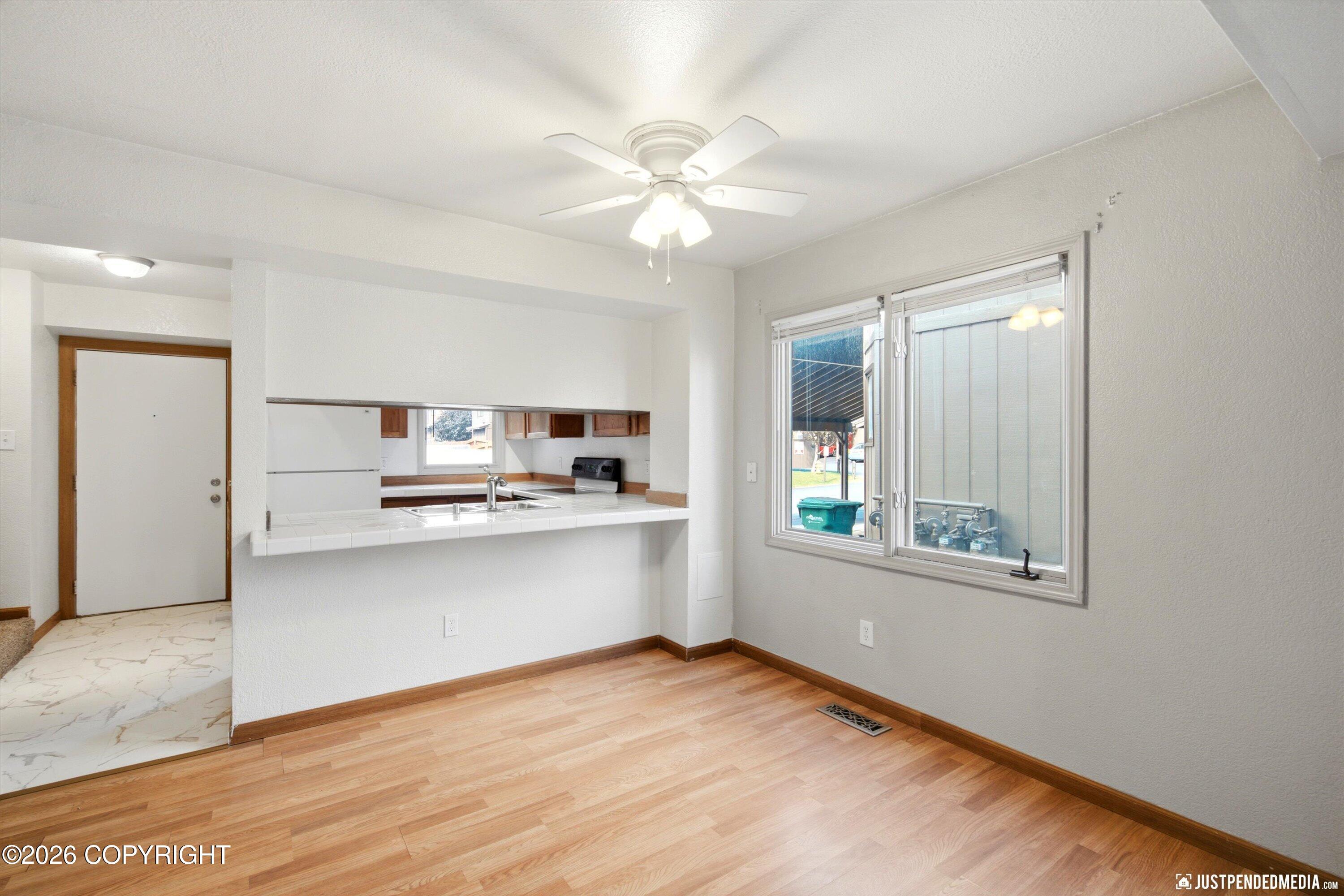 489 Dailey Avenue #a-04 Property Photo 14