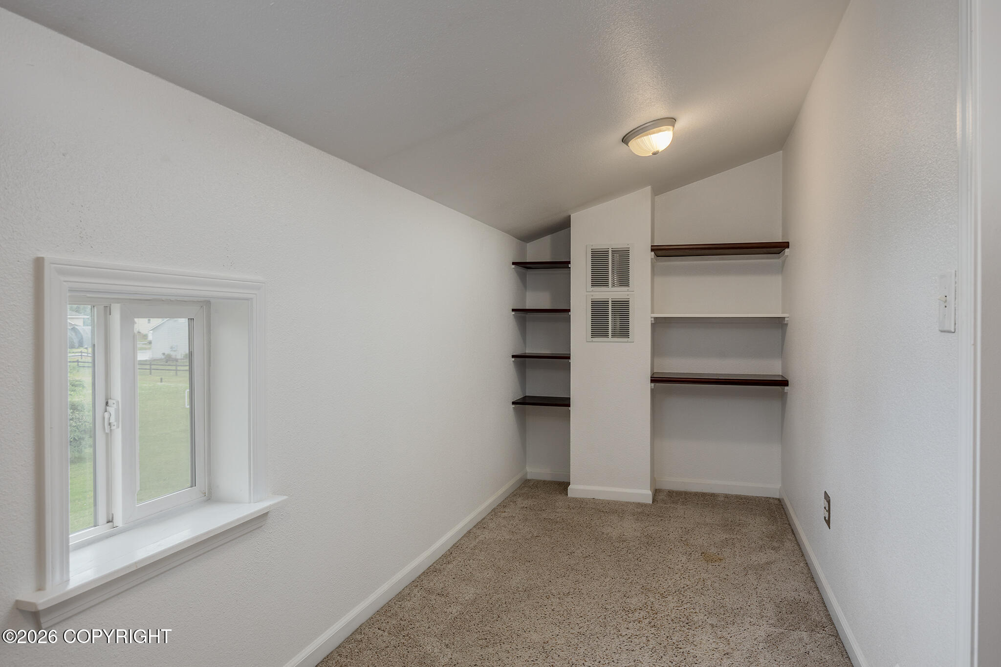 631 W Sixth Avenue Property Photo 22