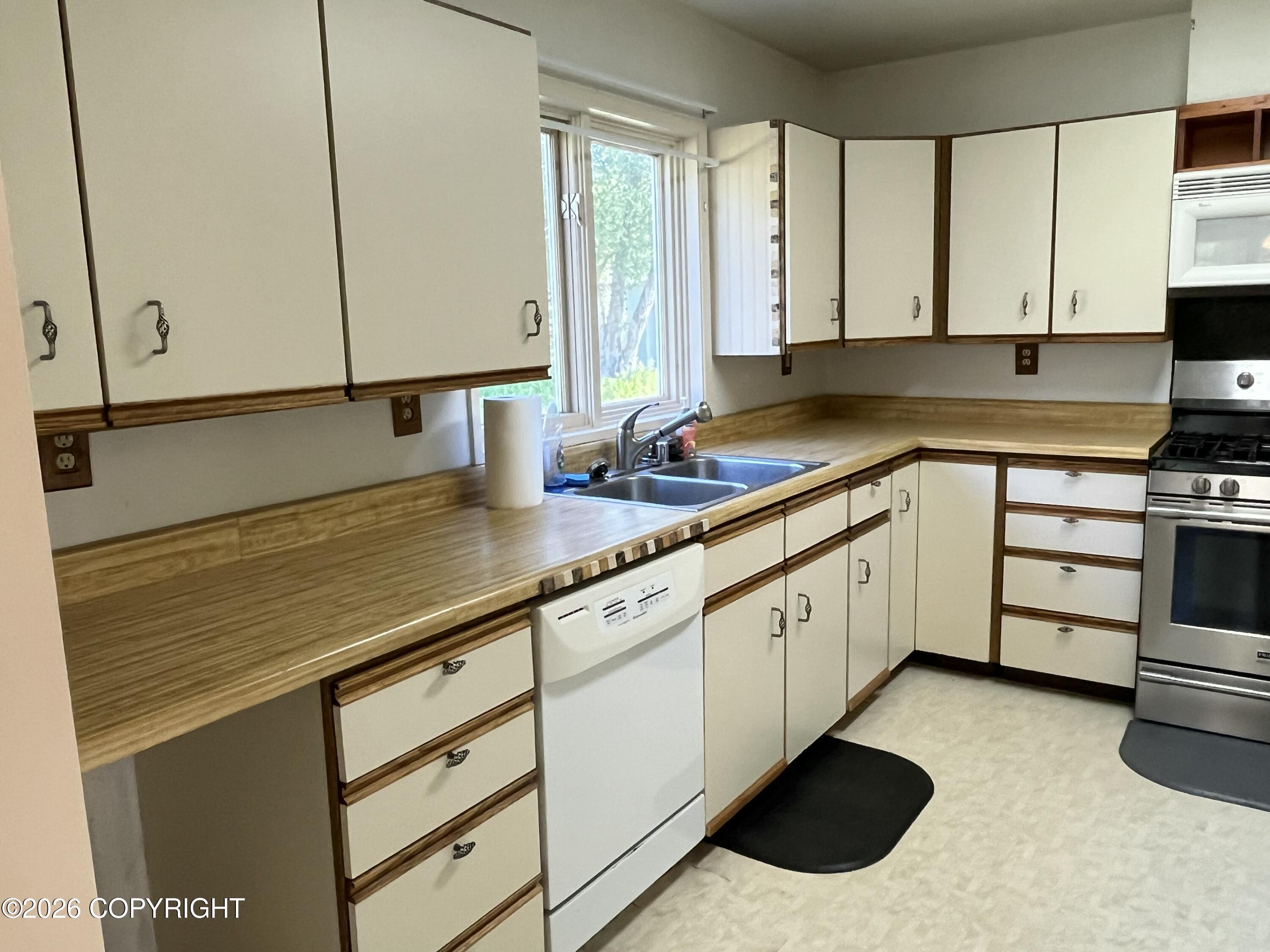 45940 Miller Loop Road Property Photo 18