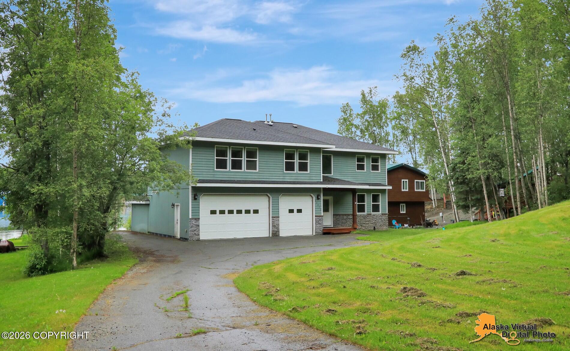 22412 Hilltop Circle Property Photo 3
