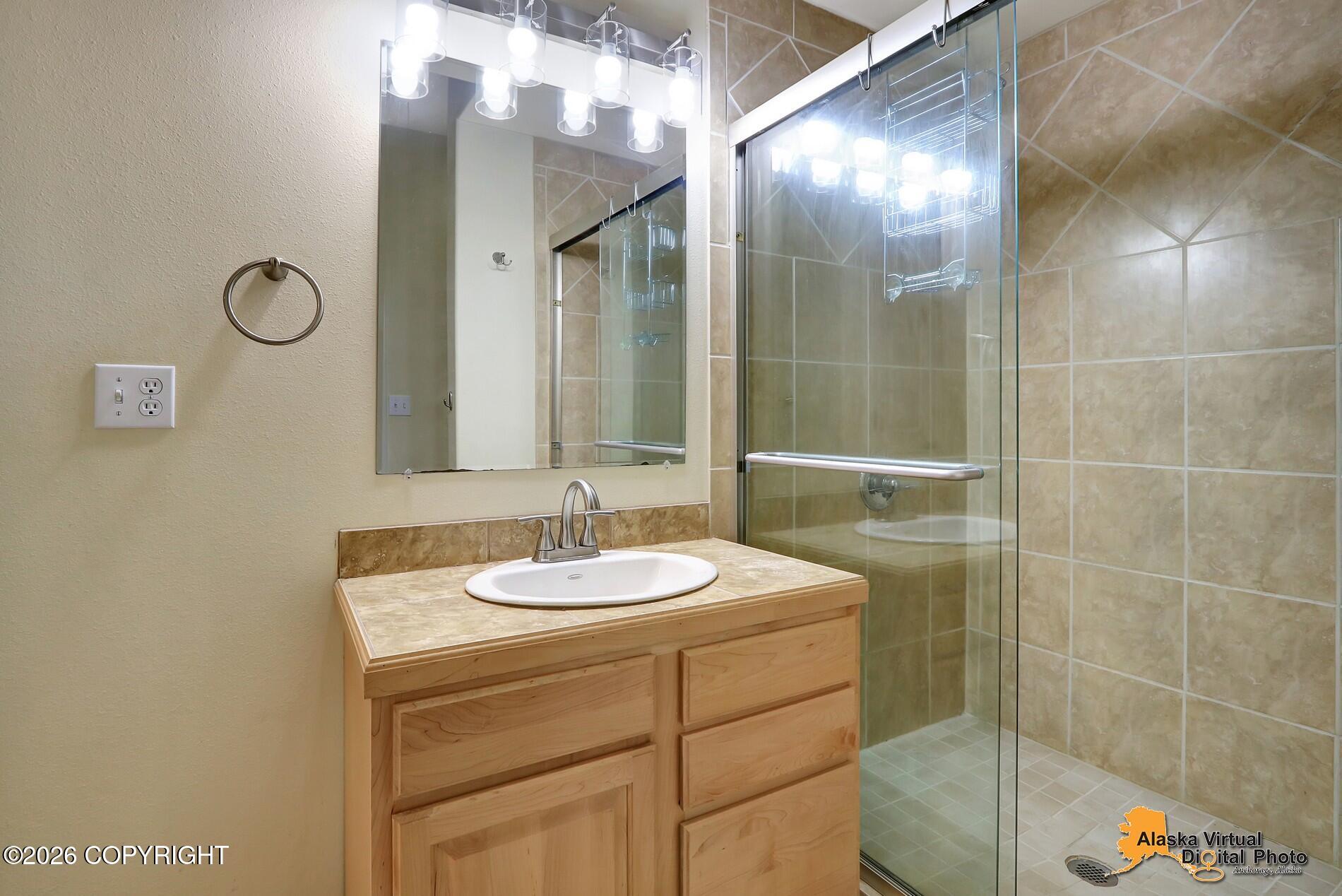 22412 Hilltop Circle Property Photo 10