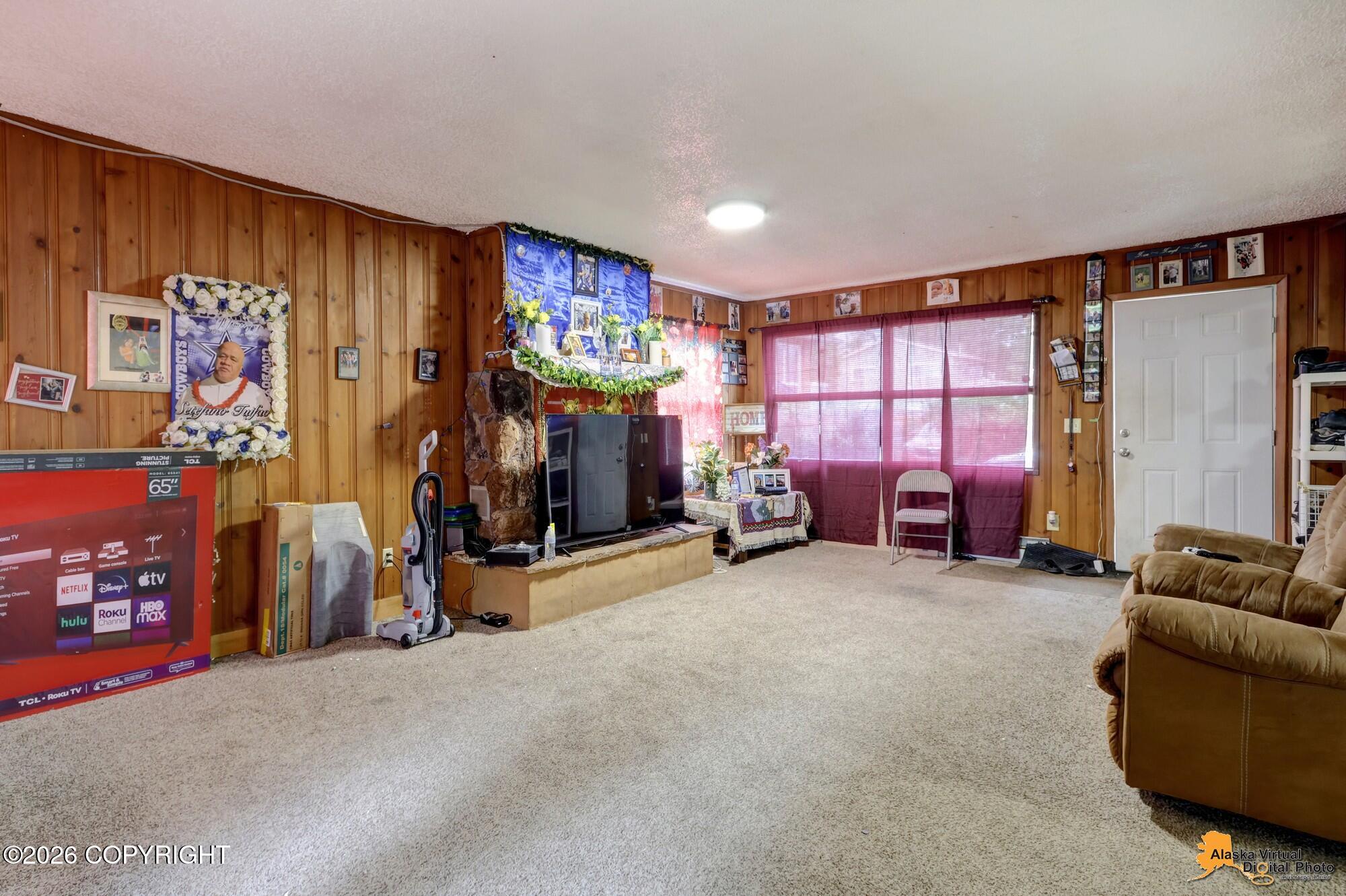 8500 Golden Street Property Photo 32