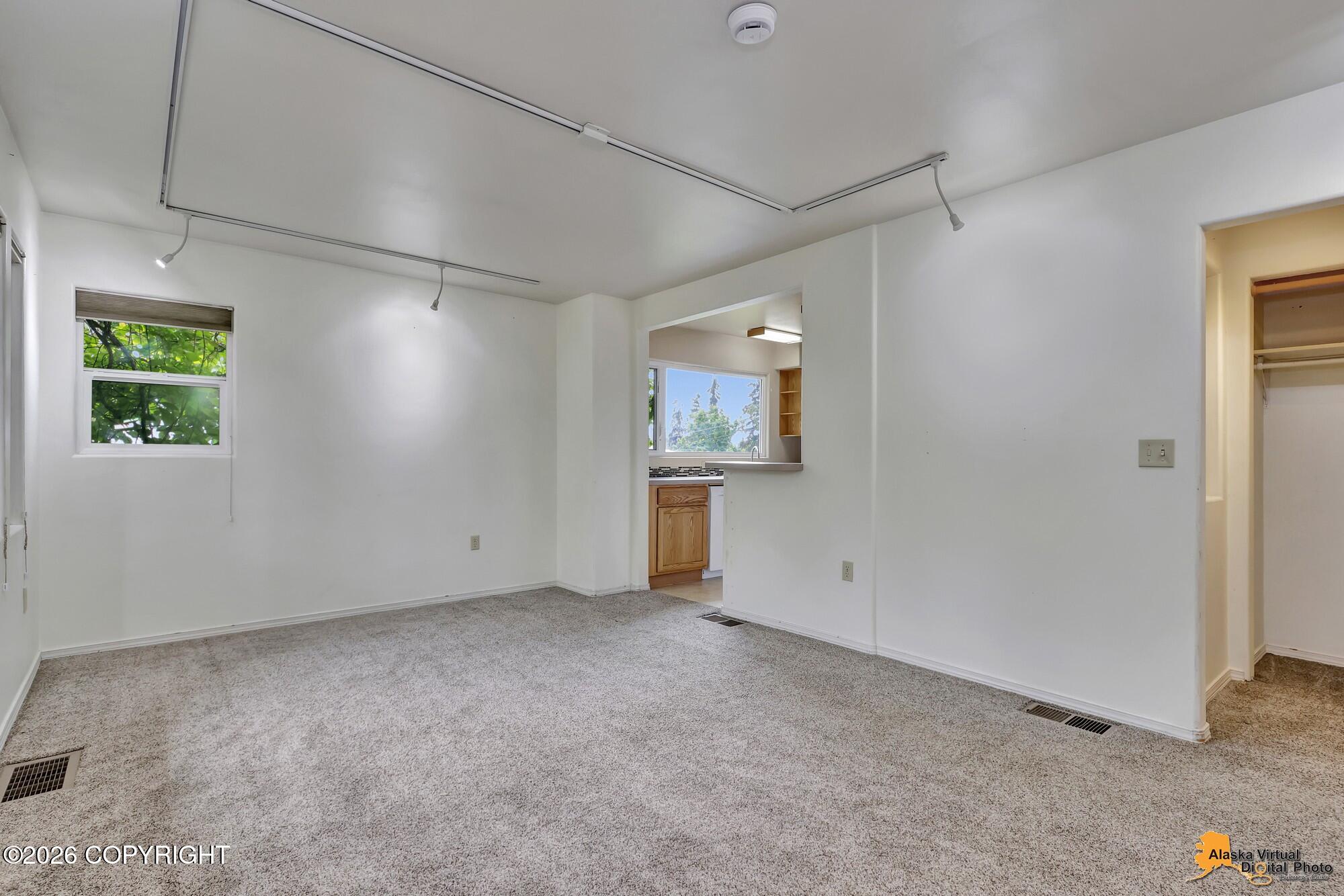 1558 E Street Property Photo 8