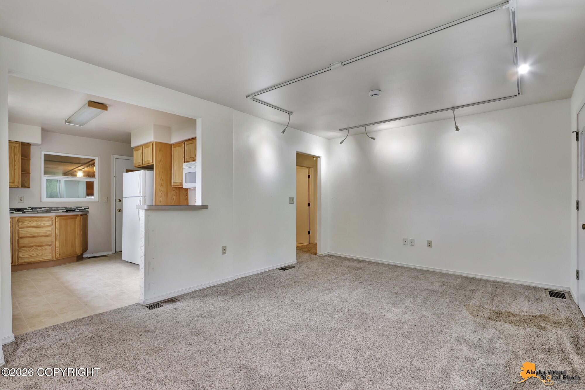 1558 E Street Property Photo 9