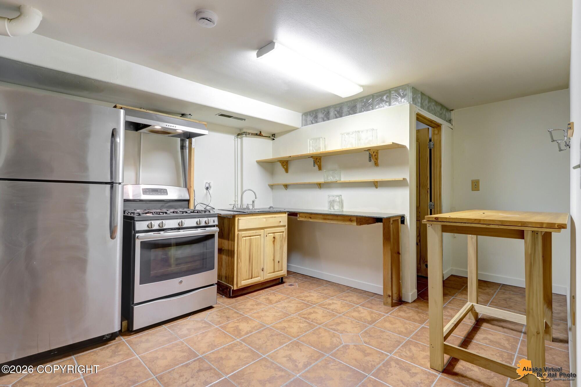 1558 E Street Property Photo 23