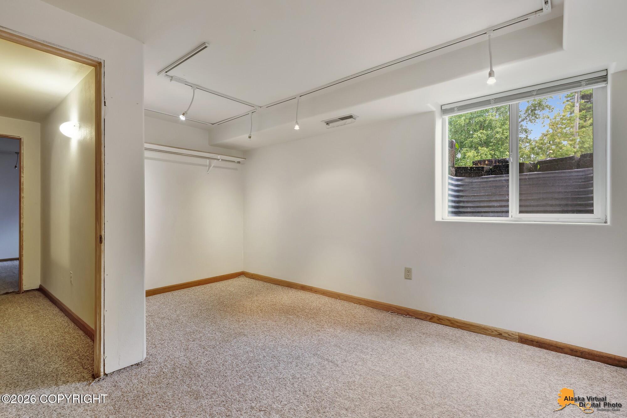 1558 E Street Property Photo 34