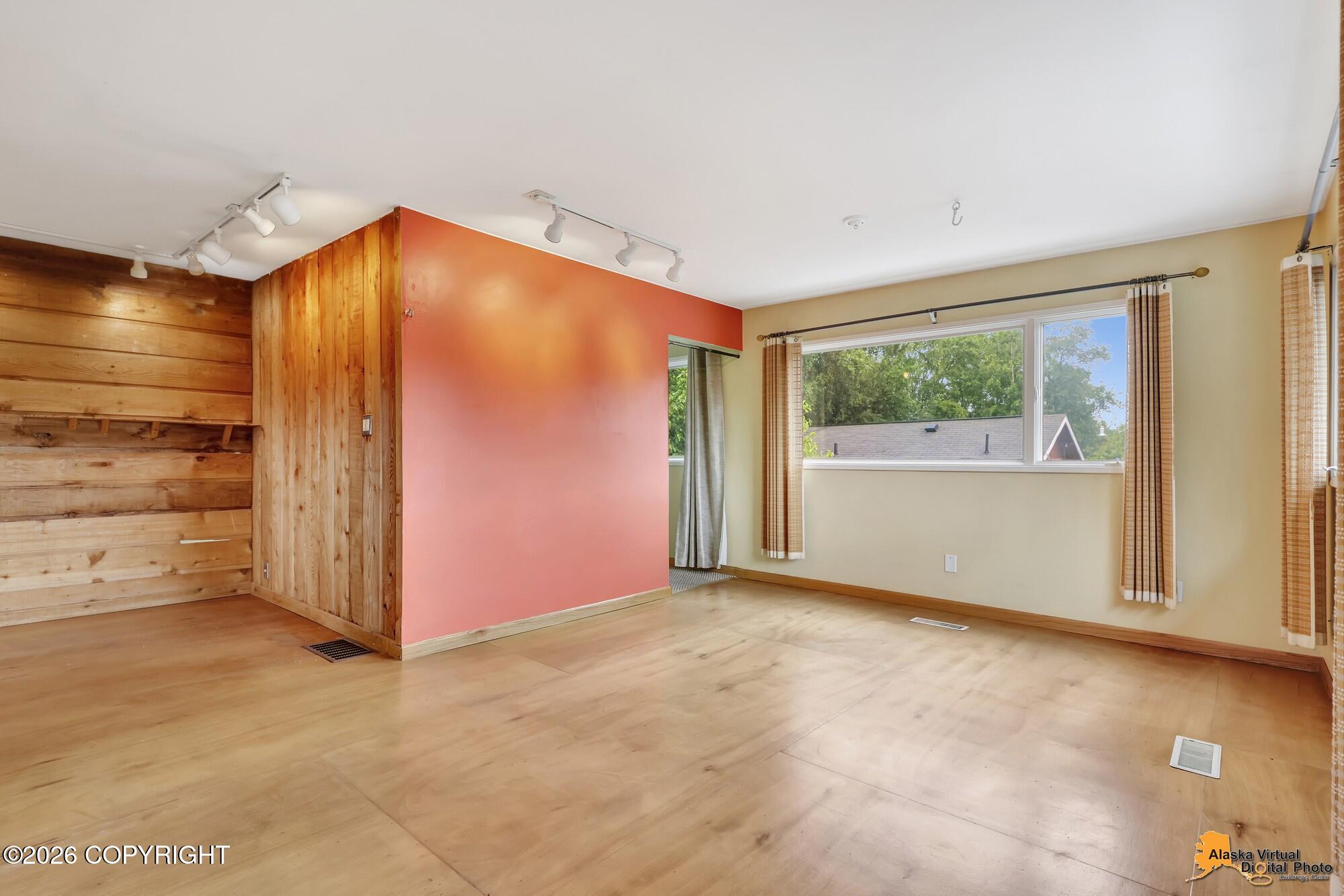 1558 E Street Property Photo 42