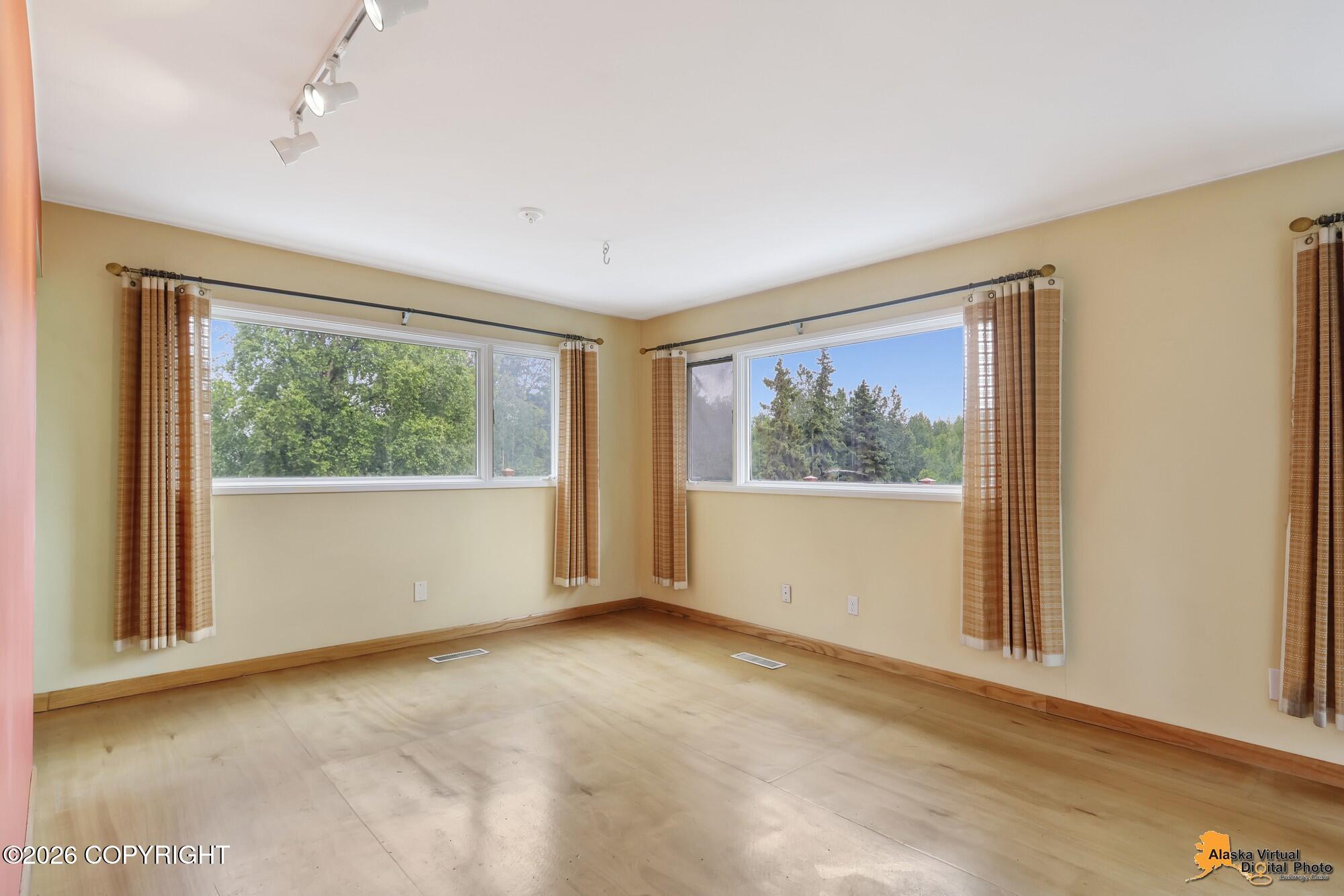 1558 E Street Property Photo 45