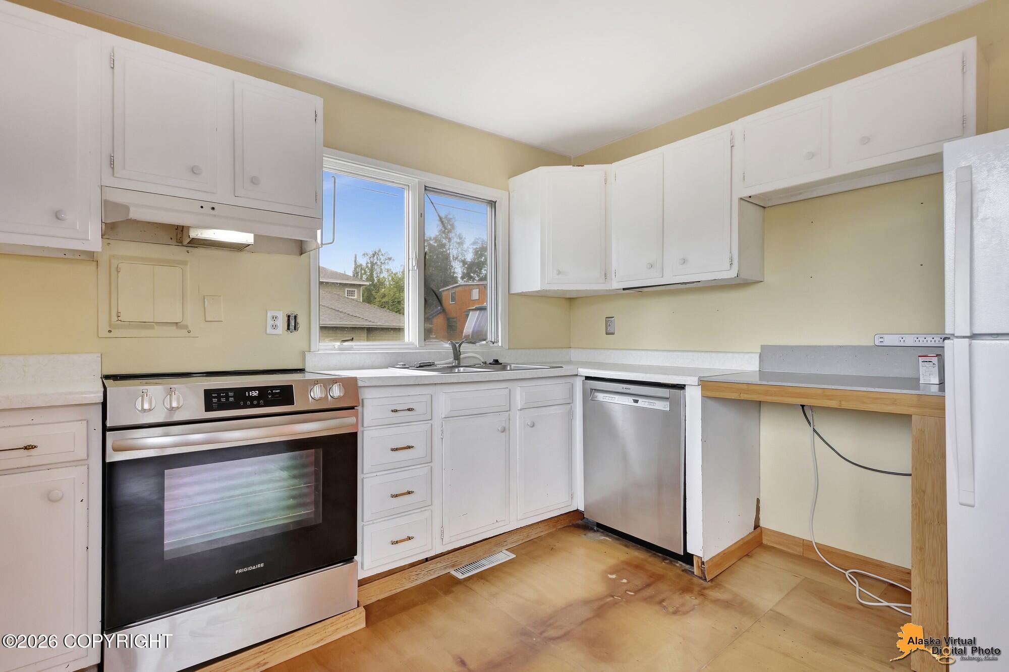 1558 E Street Property Photo 46