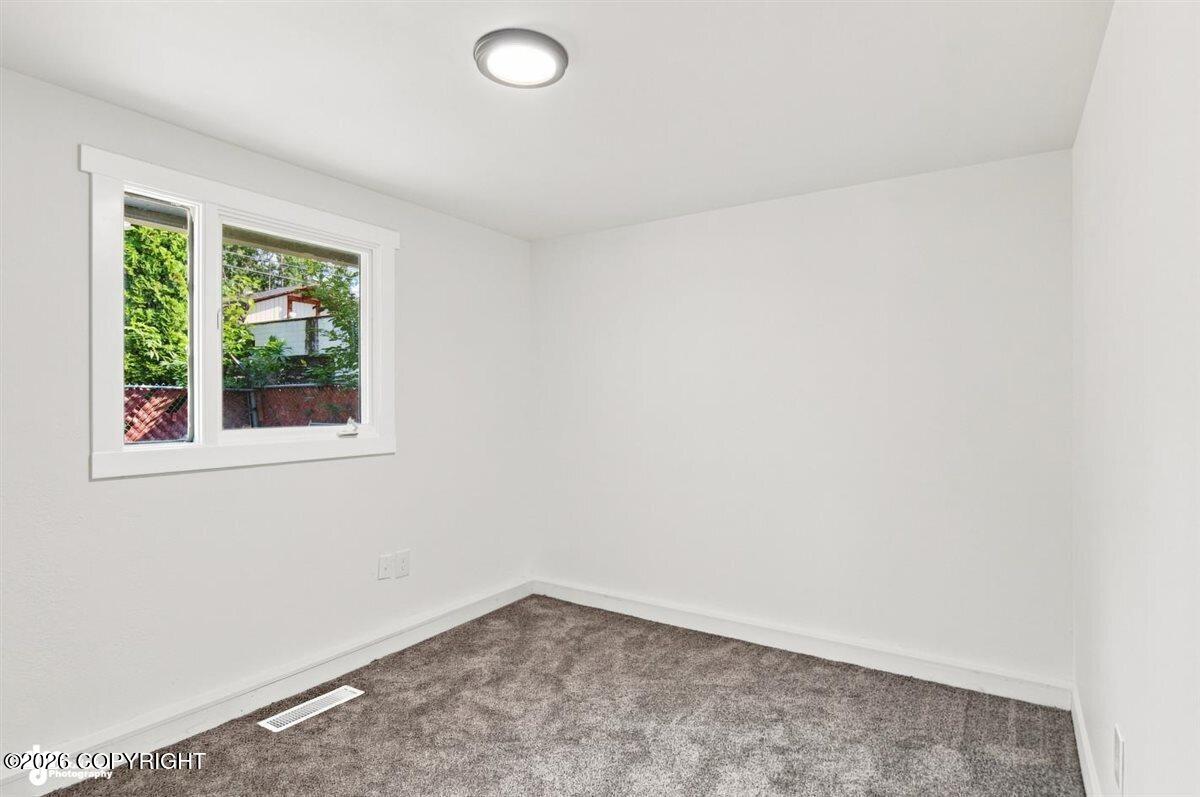 1507 Elmendorf Drive Property Photo 10