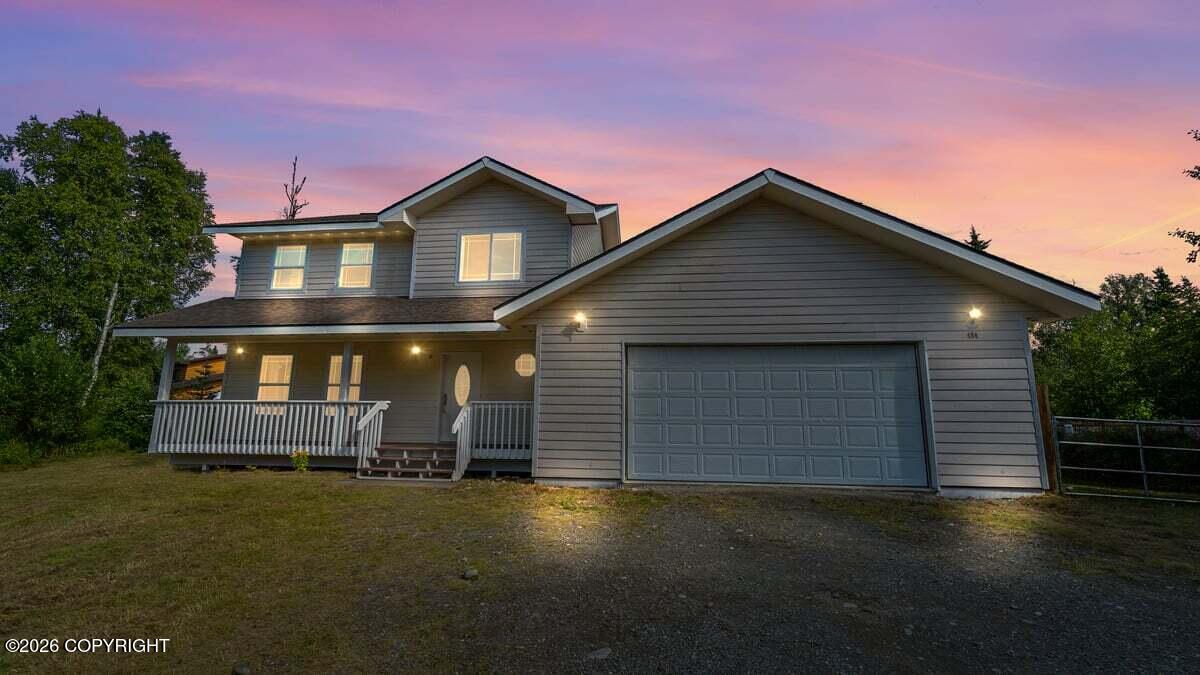 484 E Ravenswood Loop Property Photo 2