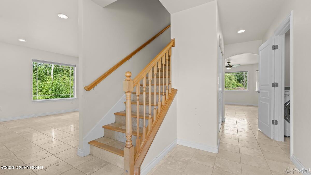 484 E Ravenswood Loop Property Photo 4