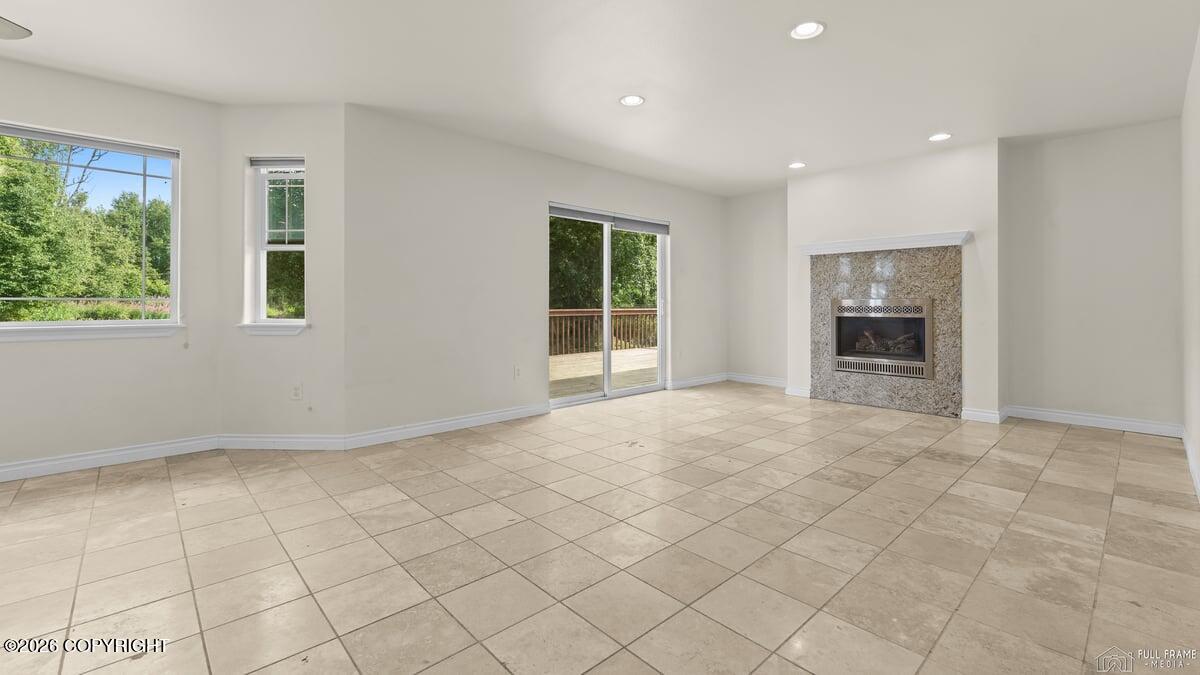484 E Ravenswood Loop Property Photo 12